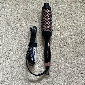 Wavytalk 1.5 Inch Ionic Thermal Round Brush, Black and Rose Gold